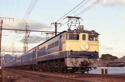 462112 B