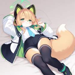153943 B