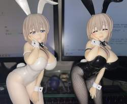 1004574 B