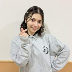 387625 B