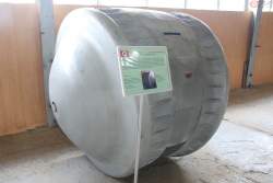 501743 B