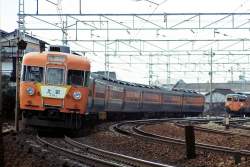 242908 B