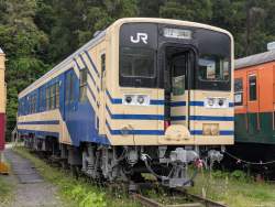 2275857 B