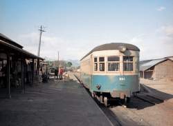 562283 B