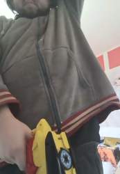 784588 B