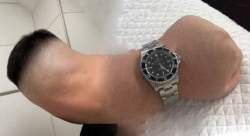 23055 B