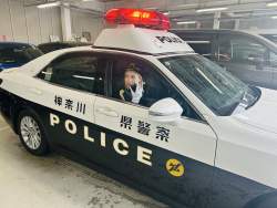 513422 B