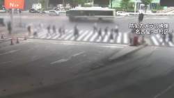 5721822 B