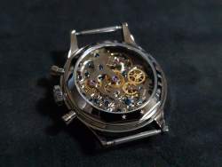 1704800 B