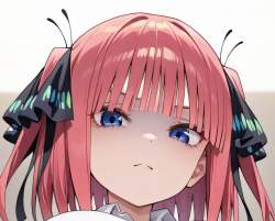 2215047 B